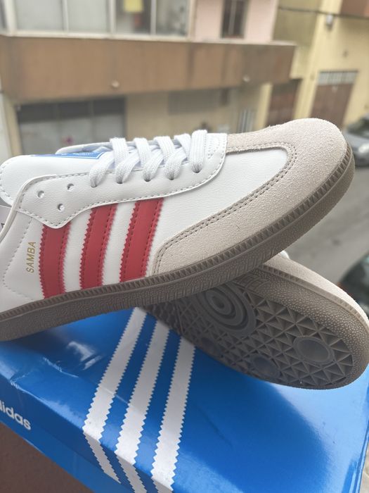 Sapatilhas Samba Vermelho e Branco || 45 || novas