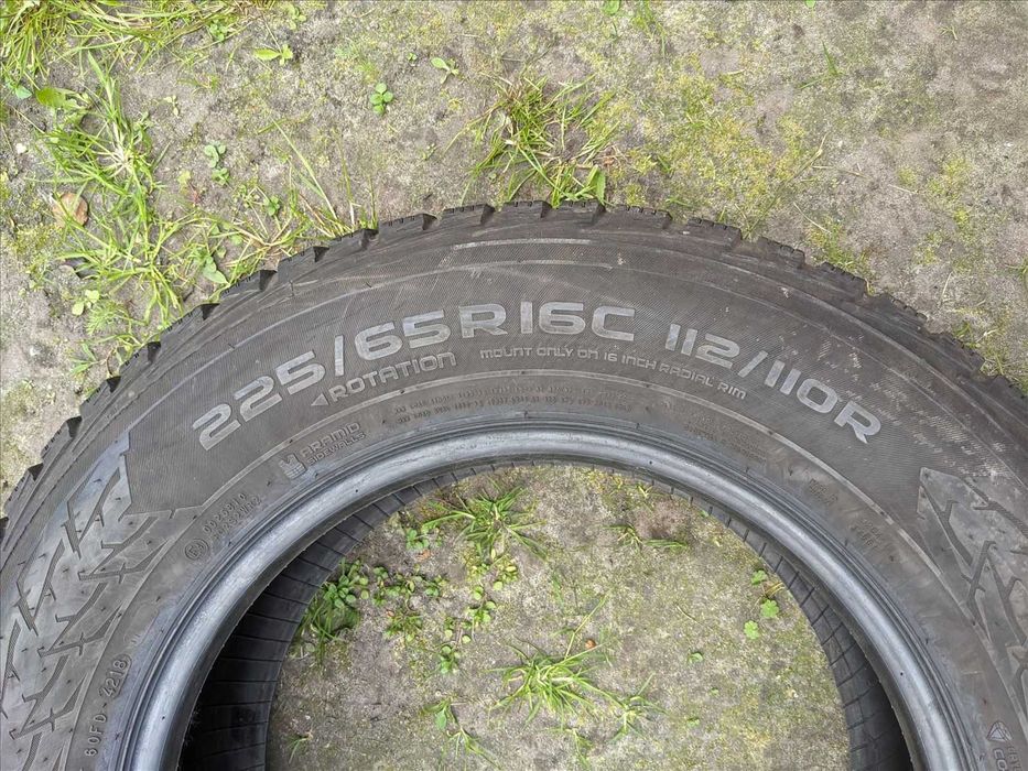 Шини зимові 225 65 16 C Nokian Hakkapeliitta CR3