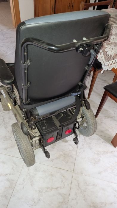 Cadeira de Rodas Eletrica