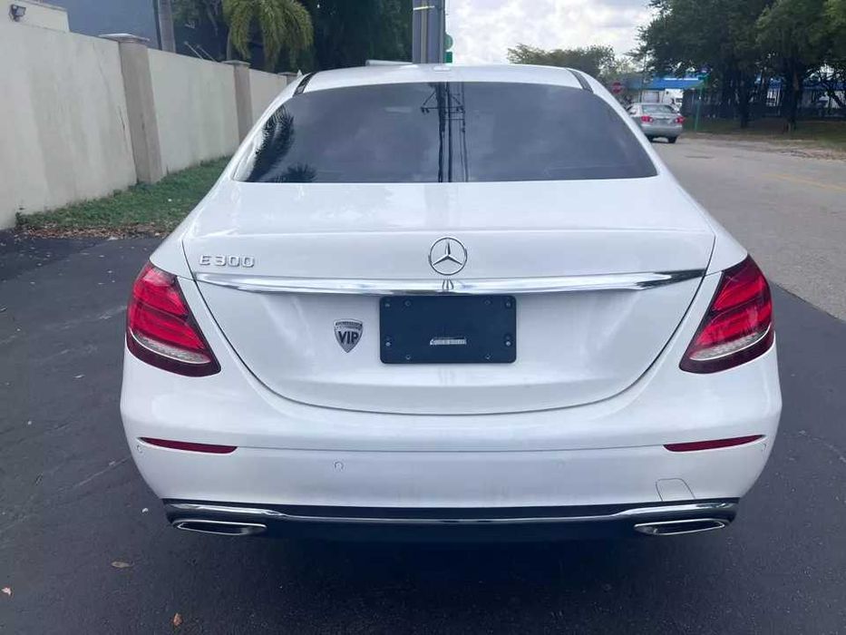 2017 Mercedes-Benz E-Class