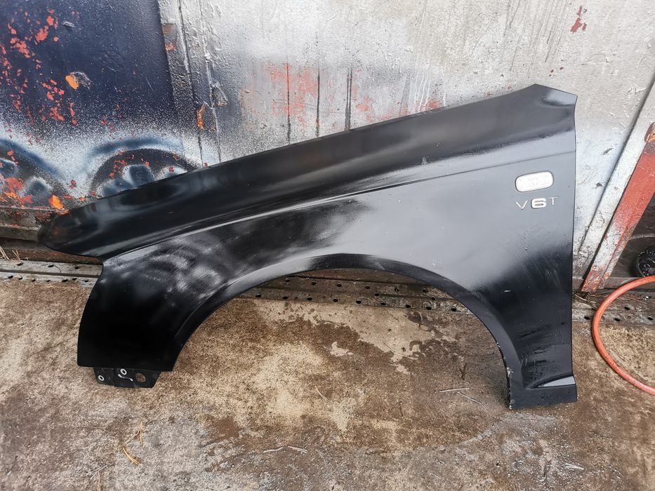 Błotnik Lewy Audi A6 C6 Czarny