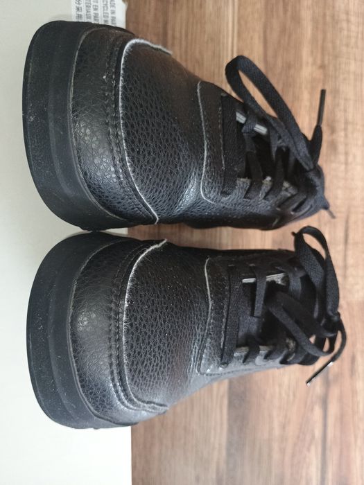 Sprzedam buty adidas 36 2/3 do wkładki 24cmdki