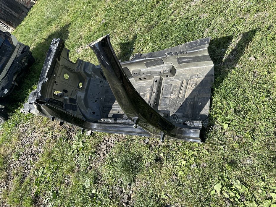 podłużnica fartuch prog lewa passat b8