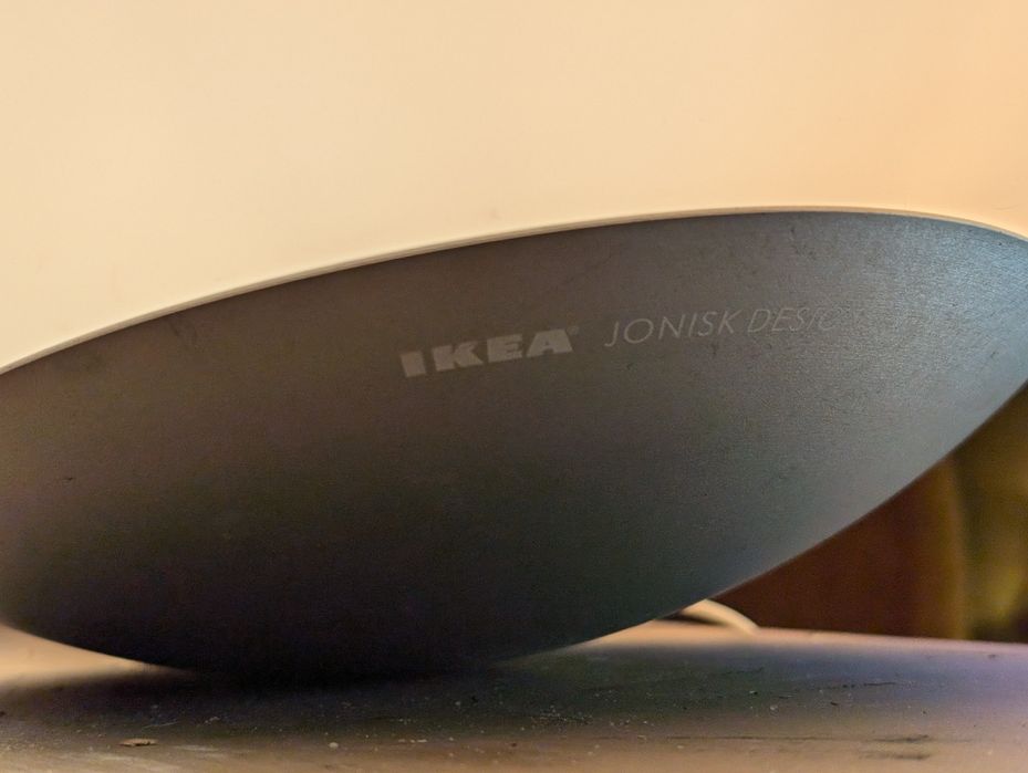 Lampa podłogowa marki Jonisk, projekt: Carl Öjerstam, Ikea.