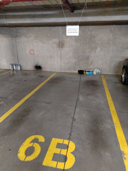 Miejsce parkingowe w garazu Bemowo ul,Gen Tadeusza Pelczynskiego 32