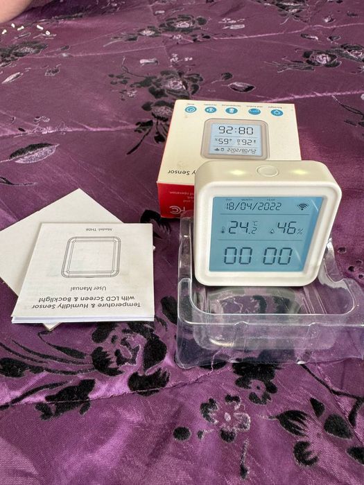 Термогігрометр Tuya Zigbee TH08