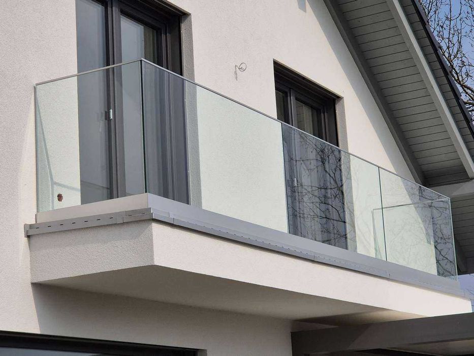 Balkony francuskie, balustrady INOX, balustrada szklana, producent