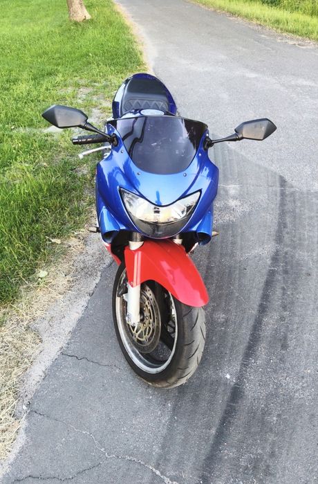 Honda  CBR 600 F4 - 2000 rok- po serwisie, gotowy do jazdy.