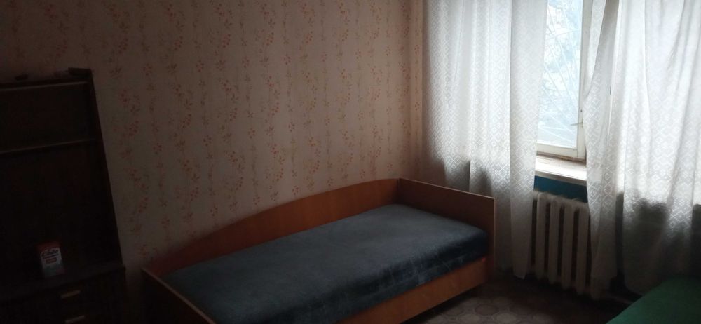 Оренда Укртелеком! 1500,7 м²; смт. Ставище, вул. Цимбала Сергія, 42