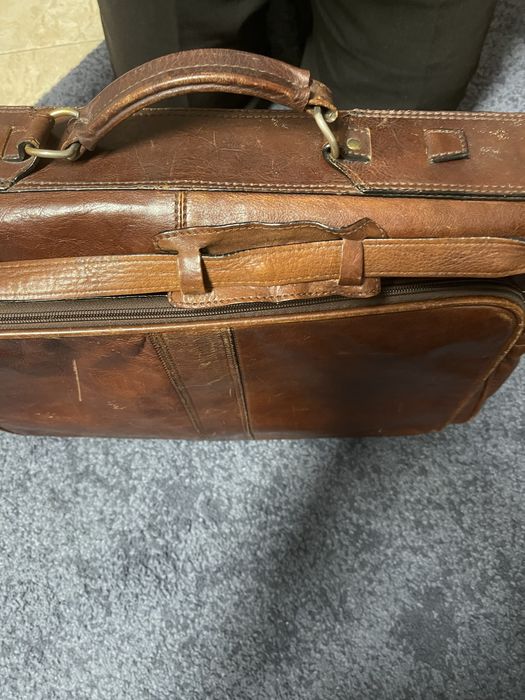 Mala de viagem Porta Fatos em pele genuina