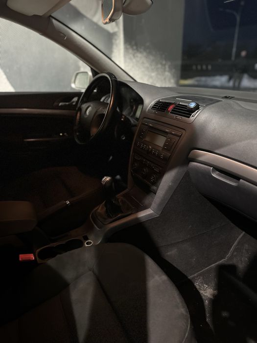 Продам шкода а5 2007р 2.0 диз мех НЕРОЗМИНЕНА