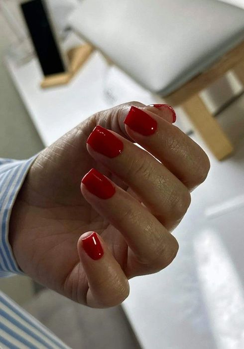 Манікюр Київ Оболонь