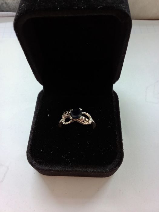 Anel em Prata 925 Feito á Mao com Safira Certificada