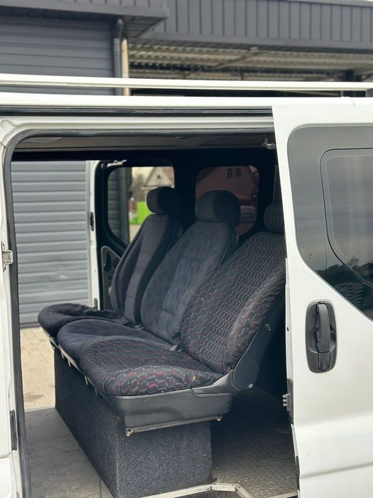 Продам Opel Vivaro 1.9 TDI.