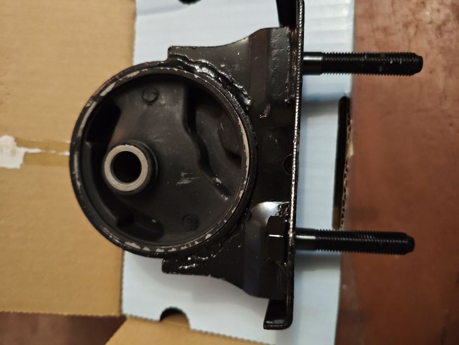 Подушка двигуна TOYOTA RAV 4 II