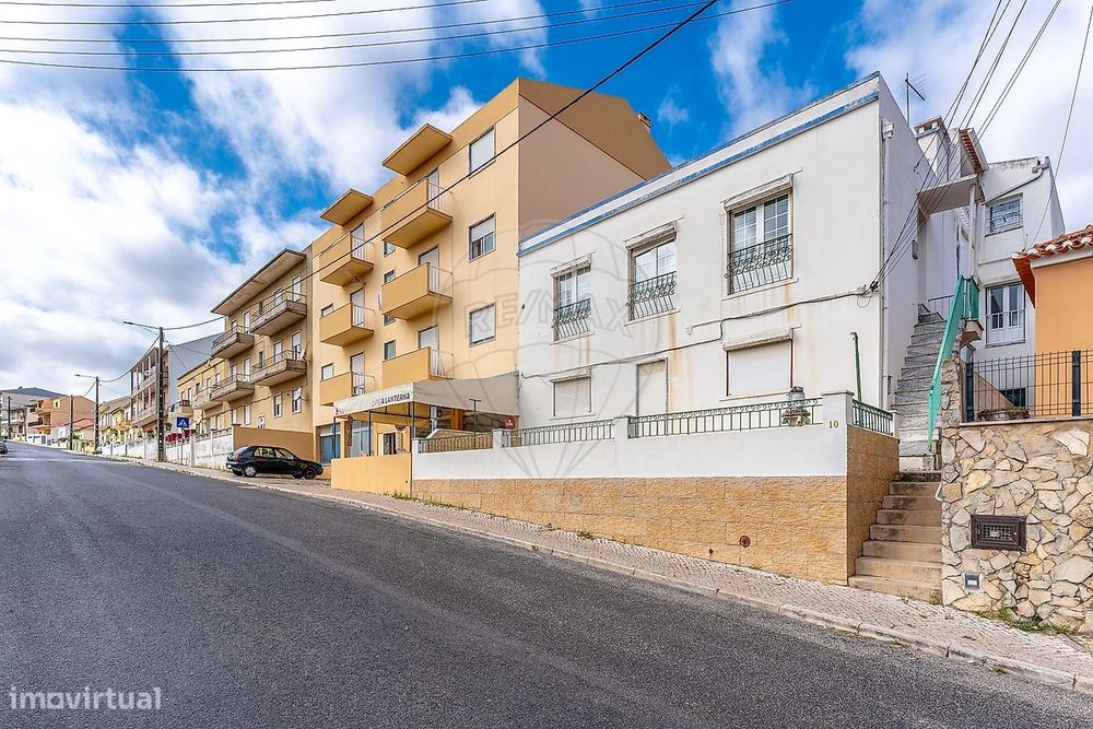 Moradia T5 para venda