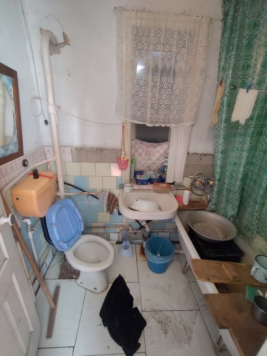 Продам будинок у м. Карлівка