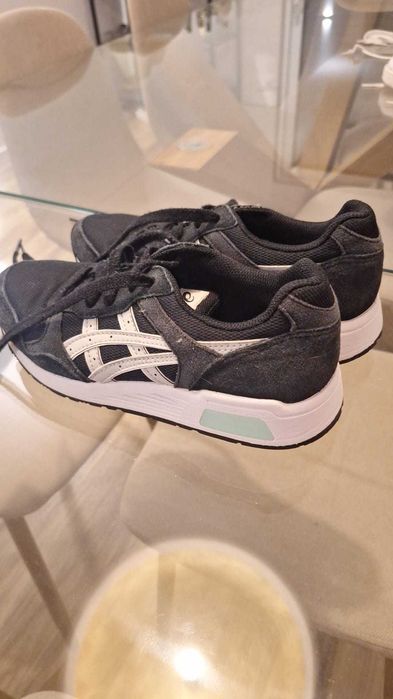 Sapatilhas Asics Lyte-Trainer Pretas/Cinzentas – Tam. 36