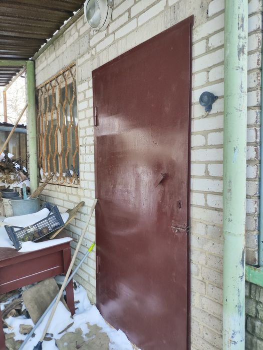 Будинок з меблями та технікою