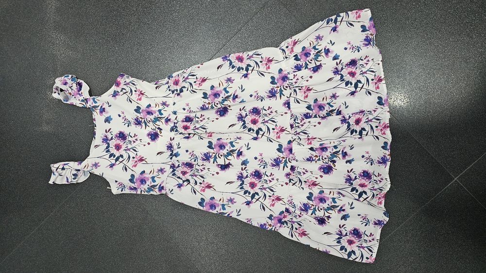 Girl's Dress Up to Size 9A