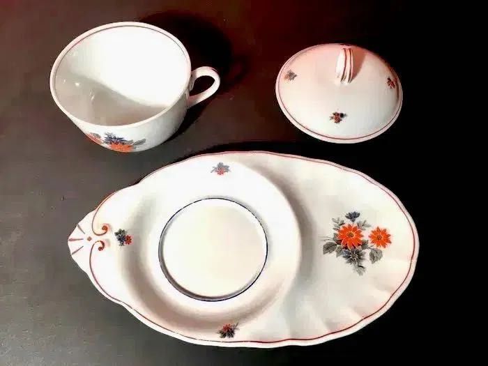VISTA ALEGRE - 1922 a 1947 - chávena de pequeno almoço