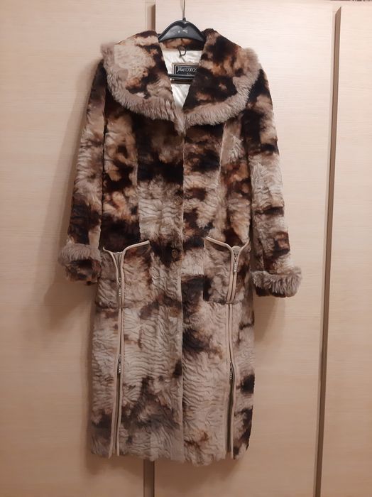 Дубленка женская 1800