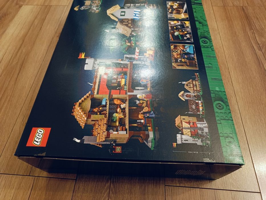 LEGO 10332 ICONS - Średniowieczny plac miejski