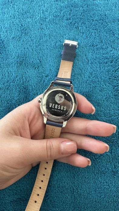 Часы versus versace