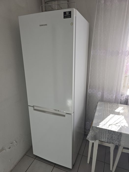 Lodówka Samsung dwukomorowa cicha sprawna