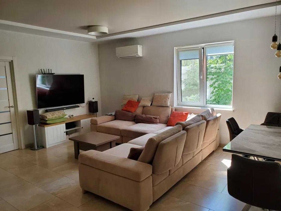 Продаж будинку Буча, з ремонтом, Басейн