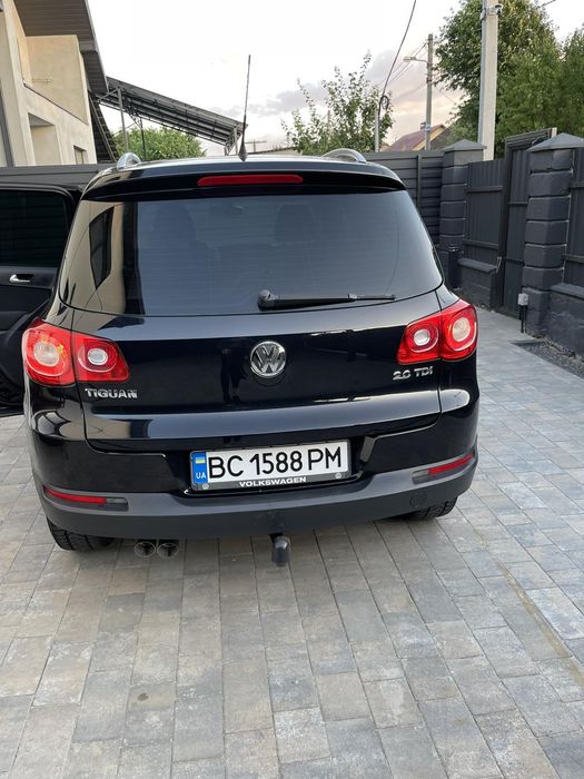 Volkswagen Tiguan 2010 рік.4×4.Обмін на Lexus gx.lx.Prado.