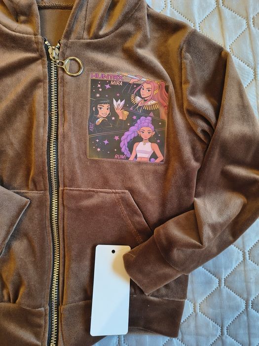 bluza Huntrix 104/110 welurowa