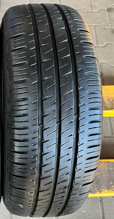 Opona letnia Hankook Vantra LT 235/65 R16C 121/119R DOT22 #2720