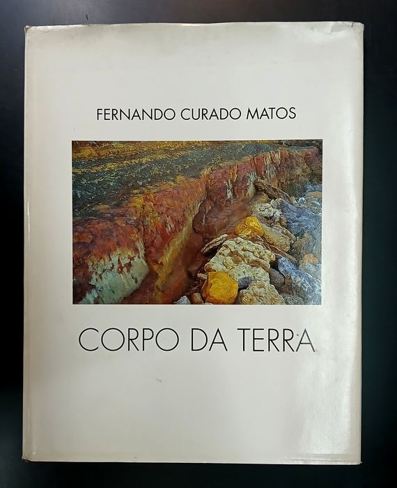 Livro O Corpo da Terra
