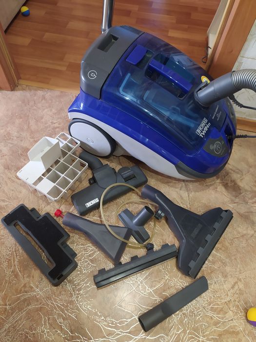 Моющий пылесос Thomas twin tt