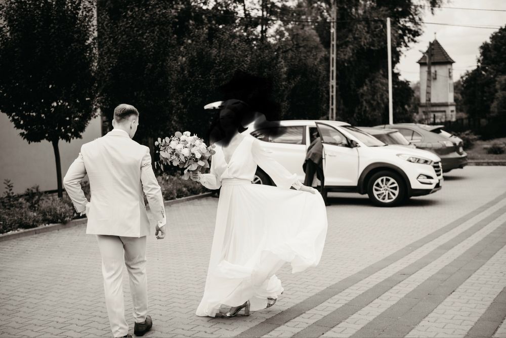 Suknia ślubna ochocka atelier