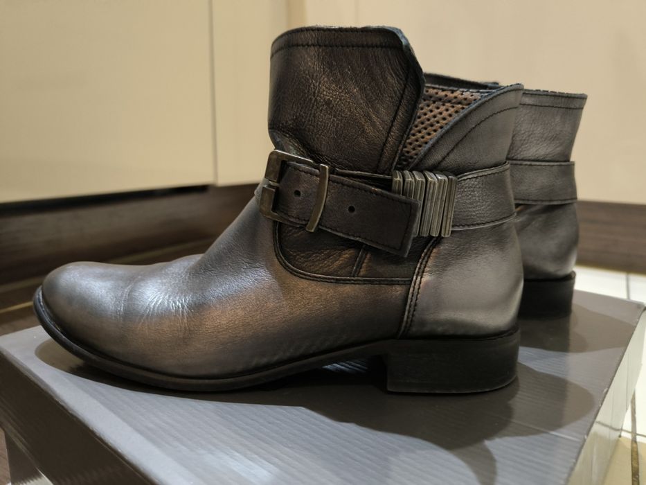 Buty botki kozaczki Ravini, pełna skóra, r 38