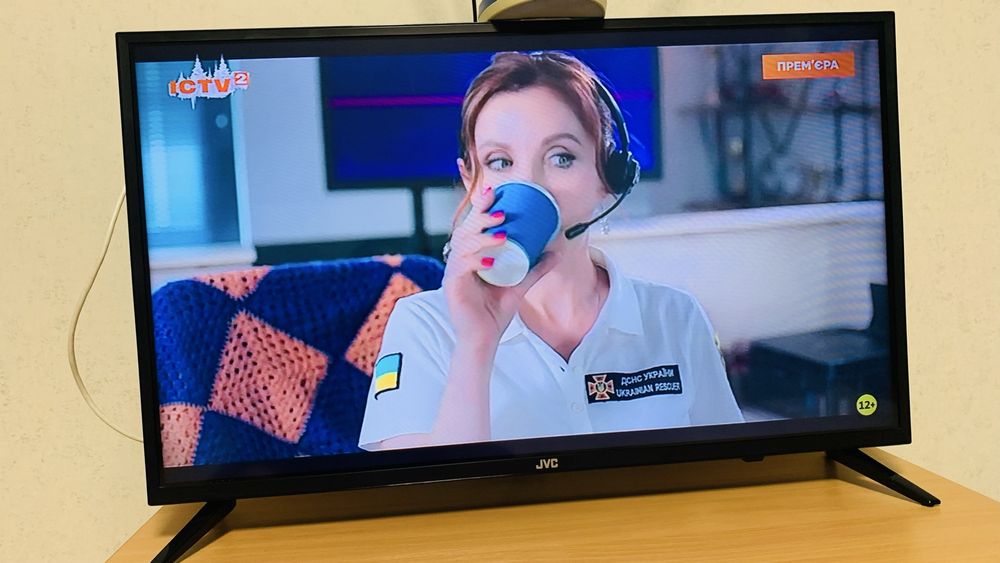 LED Tv JVC 32” відмінний стан