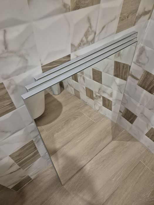 Espelhos de WC novos