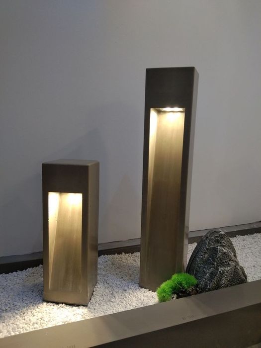 Betonowe oświetlenie krajobrazowe