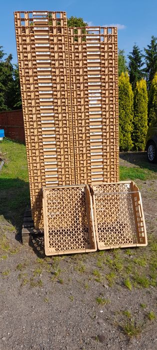 Skrzynki pojemniki kosze do pieczywa