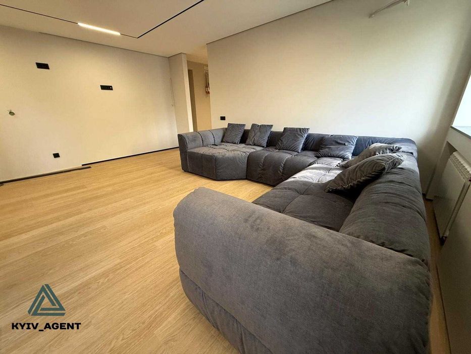 WOW!!! Велика 3-кімнатна (2 окремі спальні) на вул. Горлівська, 220