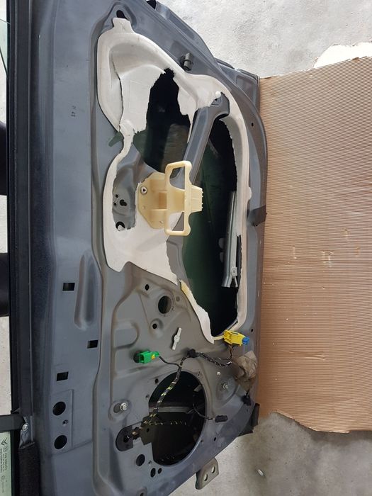 Porta frente direita citroen c4