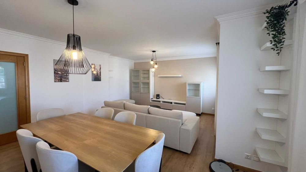 Apartamento T2 à venda em Lisboa.