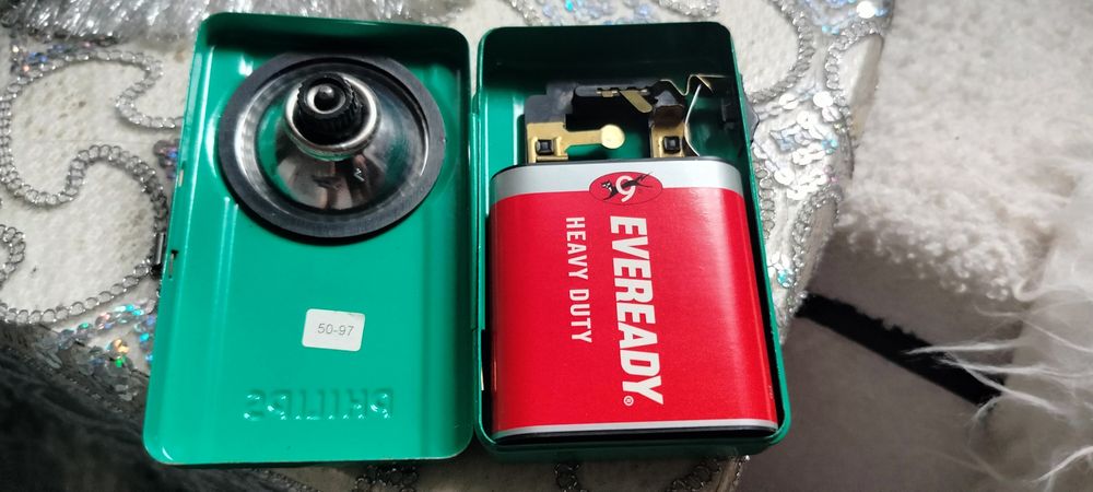 Kieszonkowa latarka marki Philips PRL