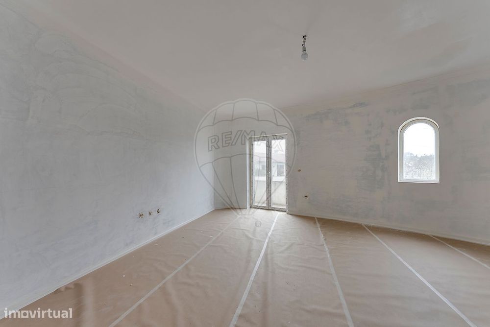 Apartamento T2 para venda — Sangalhos, Aveiro