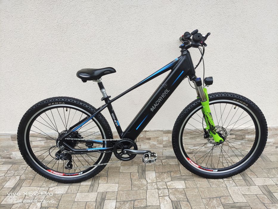 Електровелосипед Macwheel 27.5" на ручці газу є вибір