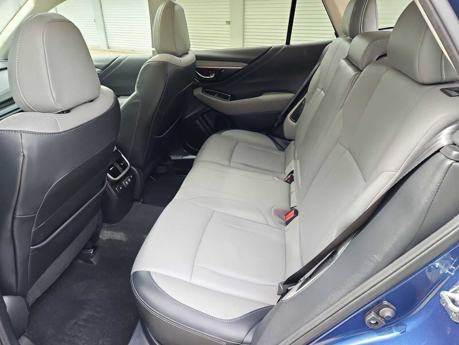 Subaru Outback Limited      2022