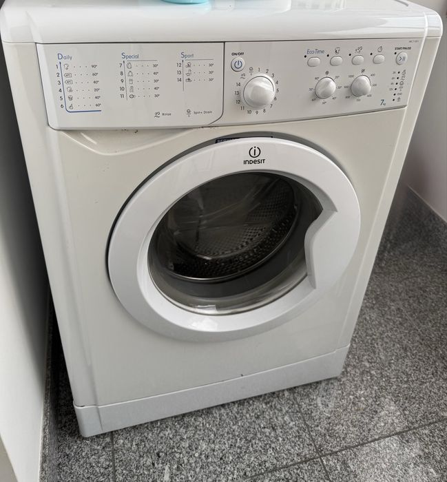 Vendo maquina lavar roupa Indesit