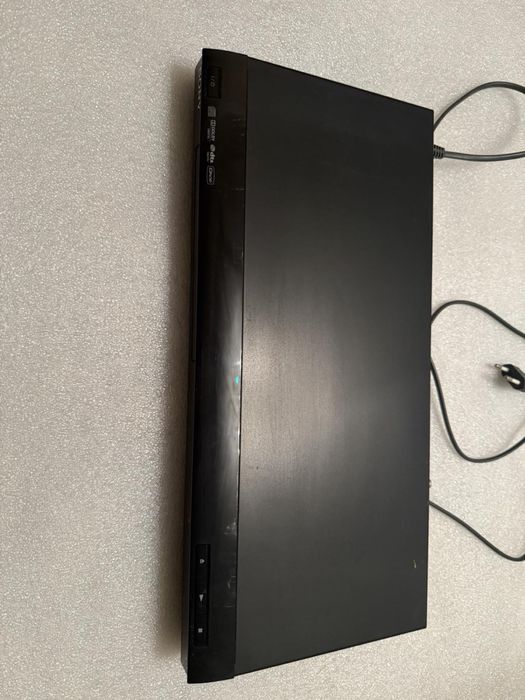 Відік Sony,дівідішка Sharp